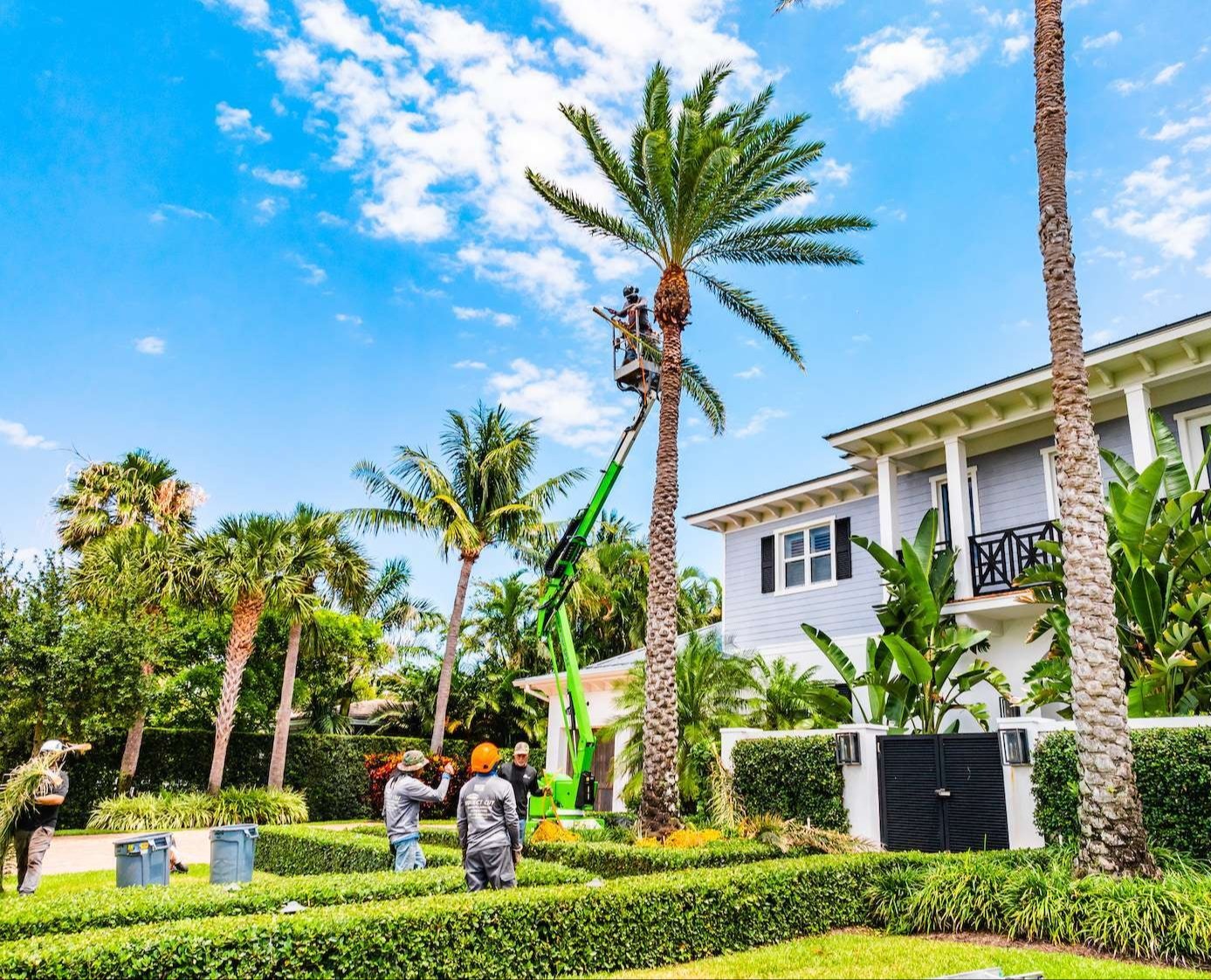 Commercial landscaping pricing consultation in Boynton Beach, FL-1