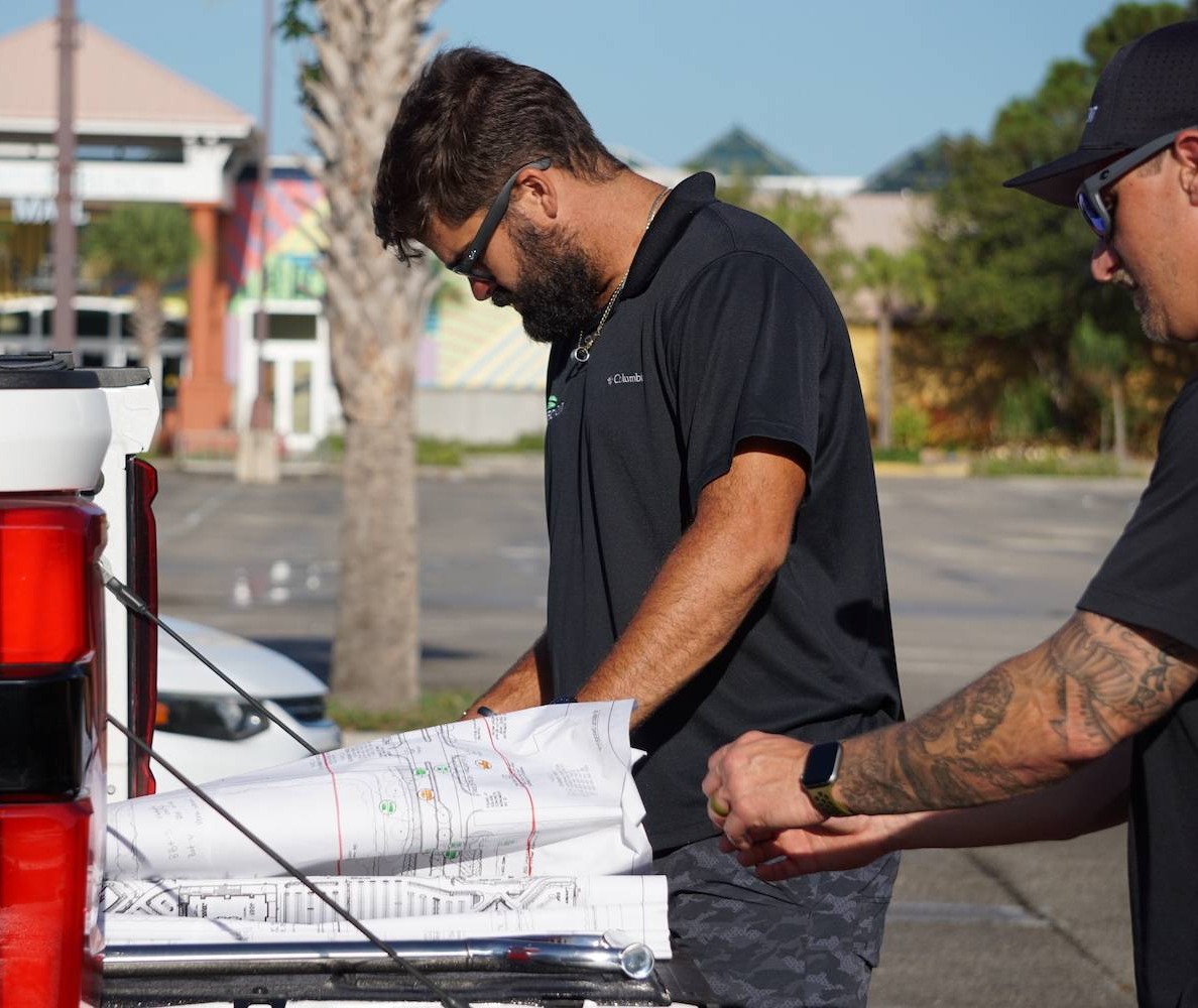 Landscape company maintaining shopping plaza in Delray Beach, FL-1
