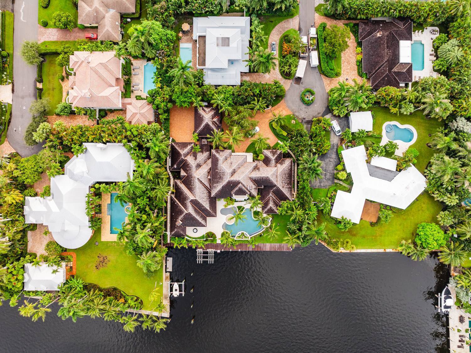 Landscape services for high-end estate property in West Palm Beach, FL
